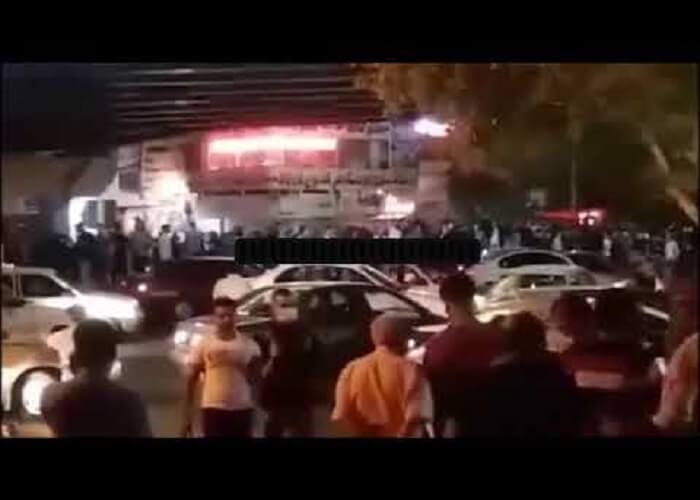 تظاهرات مردم تهران و شعار علیه حکومت