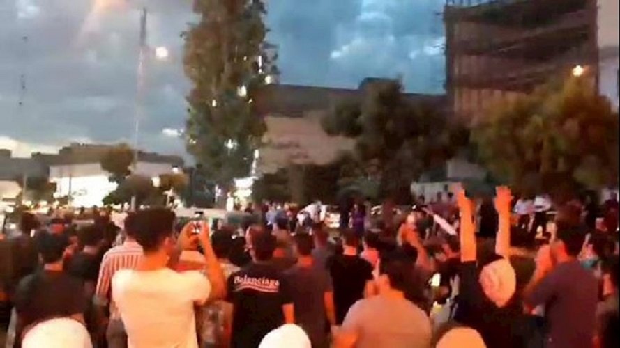 تظاهرات و قیام مردم کرج