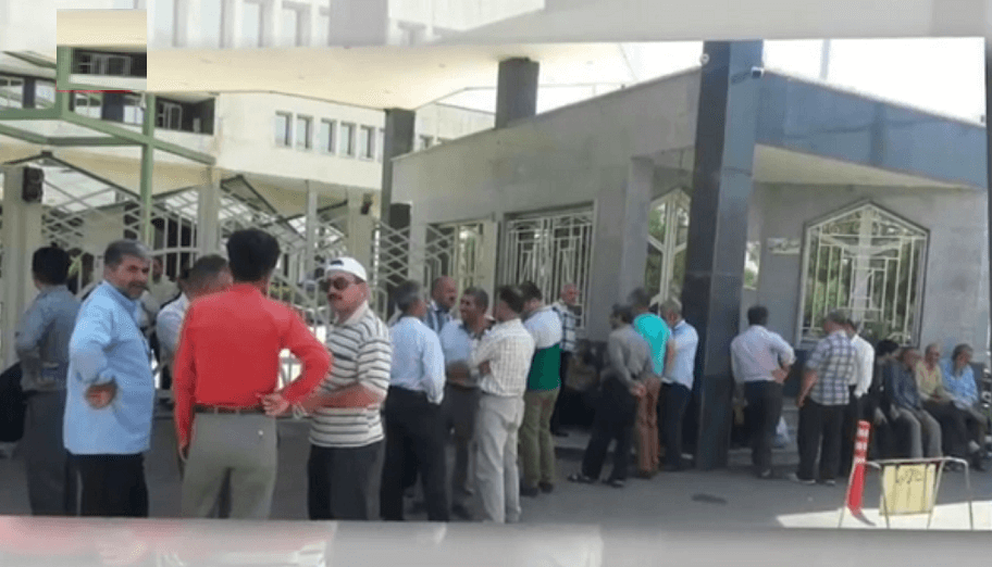 کارخانه ریسندگی و بافندگی فرنخ و نازنخ