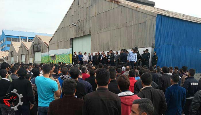خروش کارگران شجاع فولاد اهواز و نیشکر هفت تپه و خشم مقدس آنها علیه نیروهای سرکوبگر