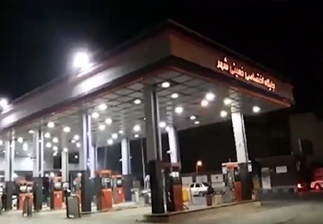 اعتراض علیه افزایش قیمت بنزین