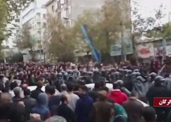 تصاویر قیام آبان 98 در ایران