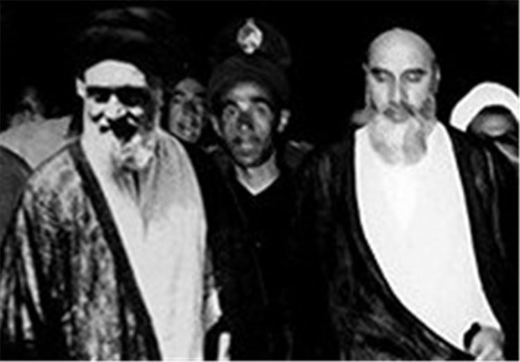 روح‌الله خمینی سارق بزرگ انقلاب ضدسلطنتی