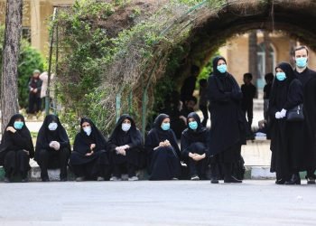 بحران و آشفتگی درونی رژیم درپی پنهانکاری مجرمانه در مورد فاجعه کرونا