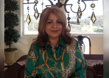ماچون کوهی‌استوار درکنار عزیزان‌مجاهد و رهبران‌مان هستیم، اشرف السادات ناصرزاده (شیدا) 