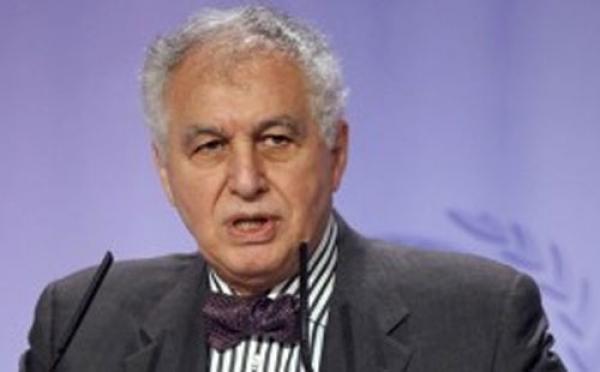 سخنرانی سید احمد غزالی، نخستوزیر پیشین الجزایر درکنفرانس بینالمللی اینترنتی ایران آزاد درارتباط با سیهزارنقطه در جهان