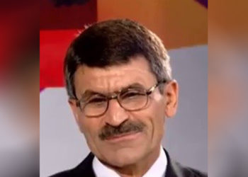 گرگ اگر با تو نماید روبهی، هین مکن باور که ناید روبهی، از: جواد قلاوند