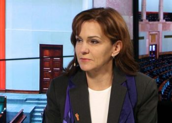 سخنرانی گابریلا موراوسکا، نائب‌رئیس سنای لهستان دراجلاس جهانی اینترنتی ایران آزاد