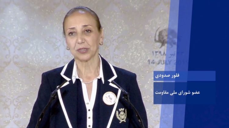 فلور صدودی، تأثیرپذیری هنرمندان متعهد ازدردهای میهن و پذیرش مسئولیت برای رفع آنها