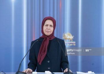 سخنرانی خواهر مجاهد بدری پورطباخ درمراسم آغاز پنجاه و ششمین سال تأسیس سازمان مجاهدین خلق ایران