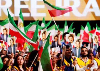 گفته می شود این تجمع در نزدیکی پاریس در حمایت از اپوزیسیون حکومت ایران هدف این توطئه بمب ‌گذاری بوده است