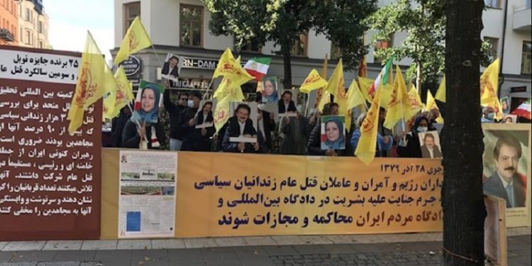 تظاهرات ایرانیان آزاده و هواداران سازمان مجاهدین در استکهلم همزمان با دادگاه دژخیم حمید نوری