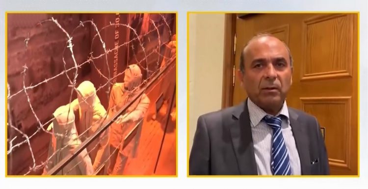 جلوی دادگاه محاکمه حمید نوری