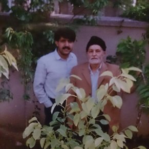 مجاهد شهید علی‌اصغر بیدی به همراه پدرش حسین بیدی