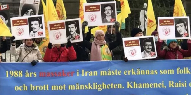 تظاهرات ایرانیان آزاده و هواداران سازمان مجاهدین همزمان با دادگاه دژخیم حمید نوری