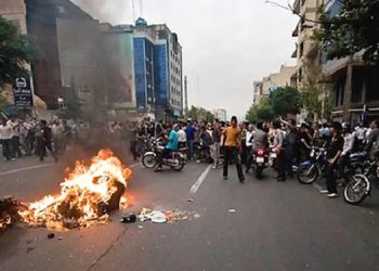 ۶دی سالگـرد قیام تهــران در عاشورای ۸۸
