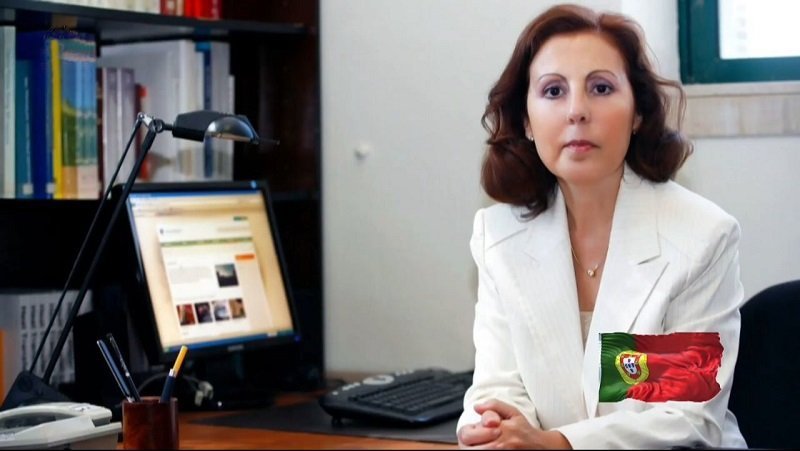 اینگرید بتانکورد، ماریا کاروالهو و فرانسیس تاونزند