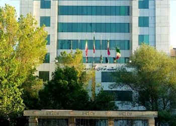 تهاجم کانون‌های شورشی به وزارت سرکوب و غارت کارگران موسوم به وزارت تعاون، کار و رفاه اجتماعی