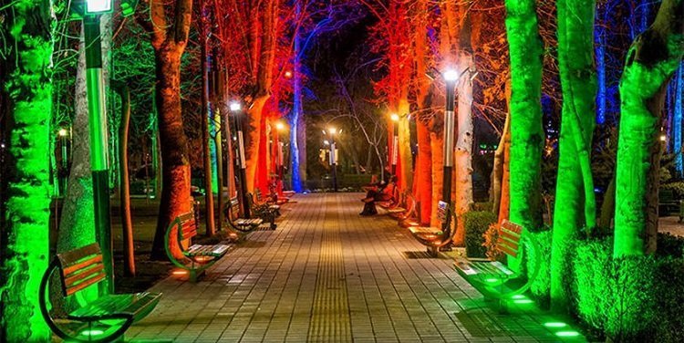 تهران بوستان اندیشه - پخش شعارهای سرنگونی، ایرانی بیداره از شاه و شیخ بیزاره - پنجشنبه ۲۴شهریور
