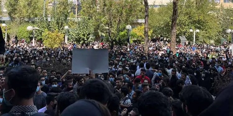 حمایت رهبران کشورها و سیاستمداران برجسته از قیام سراسری مردم ایران