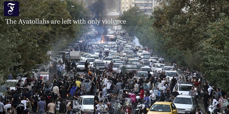 فرانکفورتر آلگماینه - نارضایتی ها در حال تبدیل به بهمنی است که پایان حکومت آخوندها را بشارت میدهد
