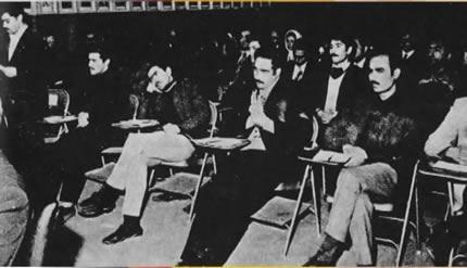 چکیده ای از تاریخچه سازمان مجاهدین خلق ایران