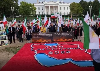 حمایت ایرانیان آزاده و هواداران مقاومت در واشنگتن، سانفرانسیسکو و تورنتو کانادا از زنان و جوانان قیام در ایران