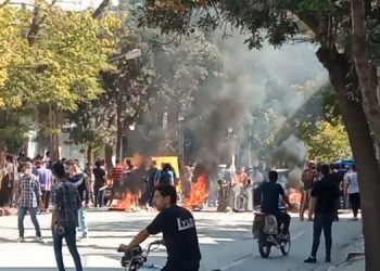 بیست و سومین روز قیام سراسری - گسترش خیزش مردم و رویارویی با دشمن ضدبشری در بخشهای وسیعی از تهران و اکثر استان های کشور