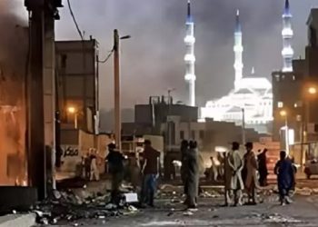چهل و سومین روز قیام سراسری - خیزش مردم زاهدان با شعار مرگ بر خامنه ای