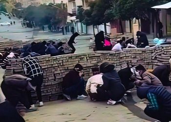 شصت و ششمین روز قیام - تظاهرات مردمی و حضور گسترده پاسداران جنایتکار در مهاباد