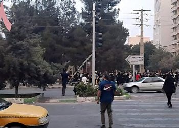 پنجاه و هشتمین روز قیام سراسری- اعتصاب بازاریان و دانشجویان
