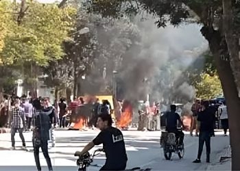 چهل و نهمین روز قیام سراسری- خروش مردم در شهرهای میهن