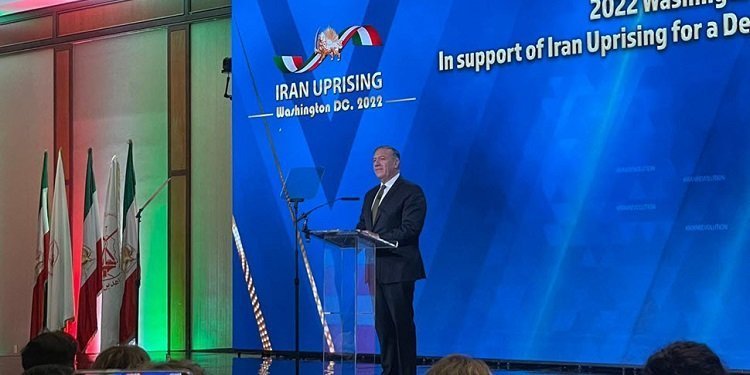 سخنرانی مایک پمپئو در کنفرانس حمایت از قیام ایران در واشنگتن