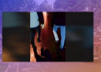 رژه جوانان مجاهد و قیام‌ آفرین در تهرانپارس با شعار دموکراسی آزادی، با مریم رجوی!