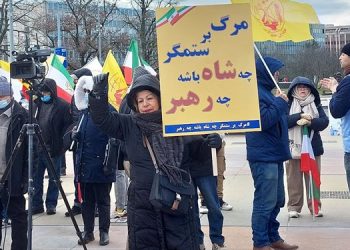 ژنو - آکسیون ایرانیان آزاده و هواداران سازمان مجاهدین همزمان با حضور وزیر خارجه آخوندها در مقر اروپایی ملل متحد