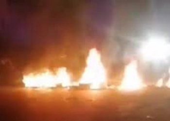 ایجاد راهبندان و بستن خیابانهای زاهدان در اعتراض به بازداشت مولوی فتحی محمد نقشبندی