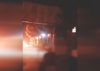 زاهدان - تهاجم و انفجار در شهرداری غارتگر پاسخ کانونهای شورشی به خراب کردن خانه های مردم محروم بلوچ در شیرآباد