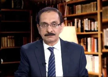 محمود رویایی: روایت مصداقی از پل رومی و دم خروس نفوذ