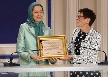 کنفرانس همزمان با ایام قتل عام زندانیان سیاسی در سال۱۳۶۷ با حضور خانم مریم رجوی و خانم ریتا زوسموت
