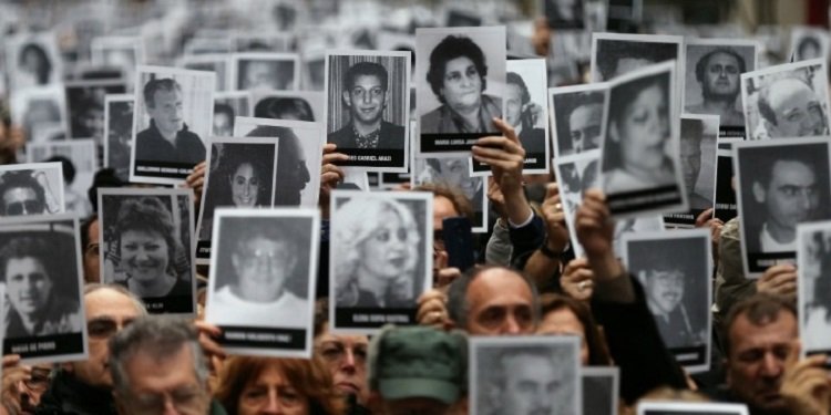 دادستان آرژانتین خواستار بازداشت خامنه ای به اتهام بمبگذاری آمیا شد