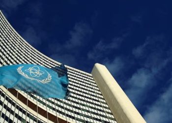 هشدار سه کشور اروپایی درباره بازگشت تحریم‌ها در واکنش به تعلیق همکاری رژیم