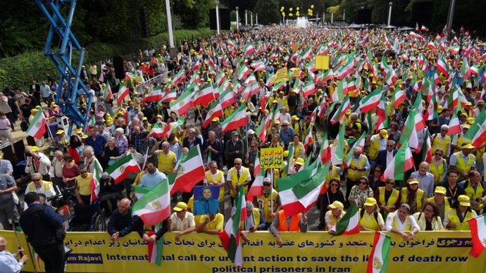 گردهمایی ایران آزاد ۱۴۰۴ ۳ بروکسل