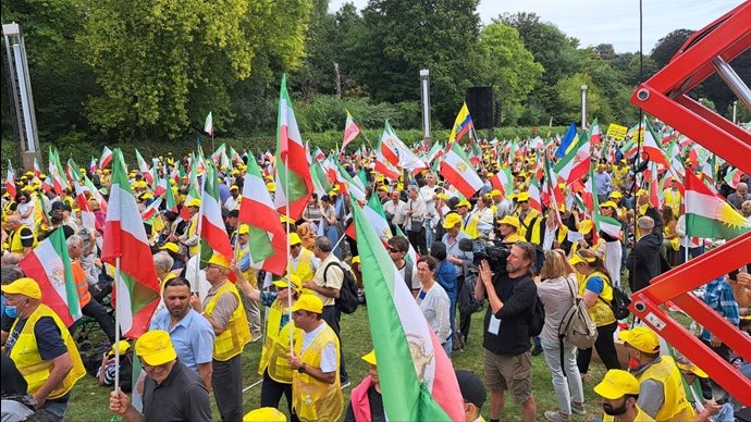 بروکسل - تظاهرات بزرگ ایرانیان در شصتمین سالگرد تأسیس سازمان مجاهدین خلق ایران