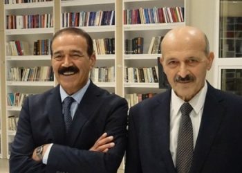 درماندگی آخوندها در وحشت از قیام در تقدیر – کیومرث بالایی