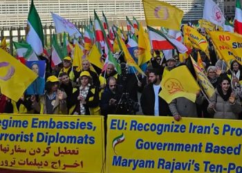 بروکسل - تظاهرات ایرانیان مقابل مقر اتحادیه اروپا