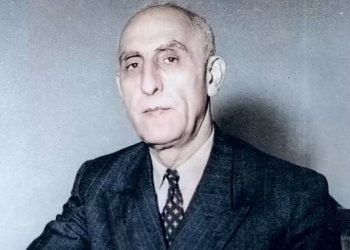 به گواهی اسناد: ۲۸ مرداد کودتای سیاه شاه و شیخ و استعمار